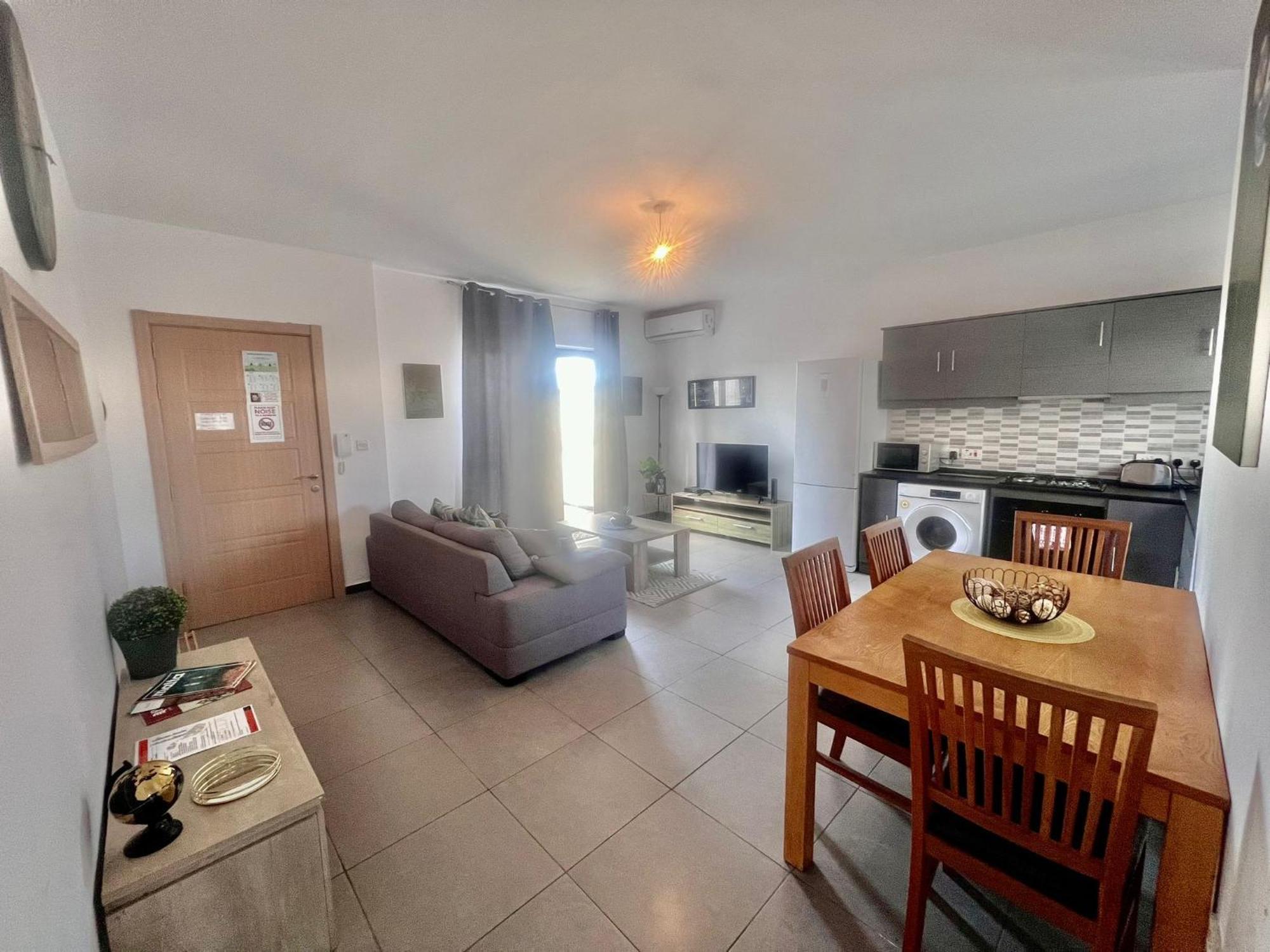 83/3-Lovely 1 Bedroom Penthouse Birkirkara Luaran gambar