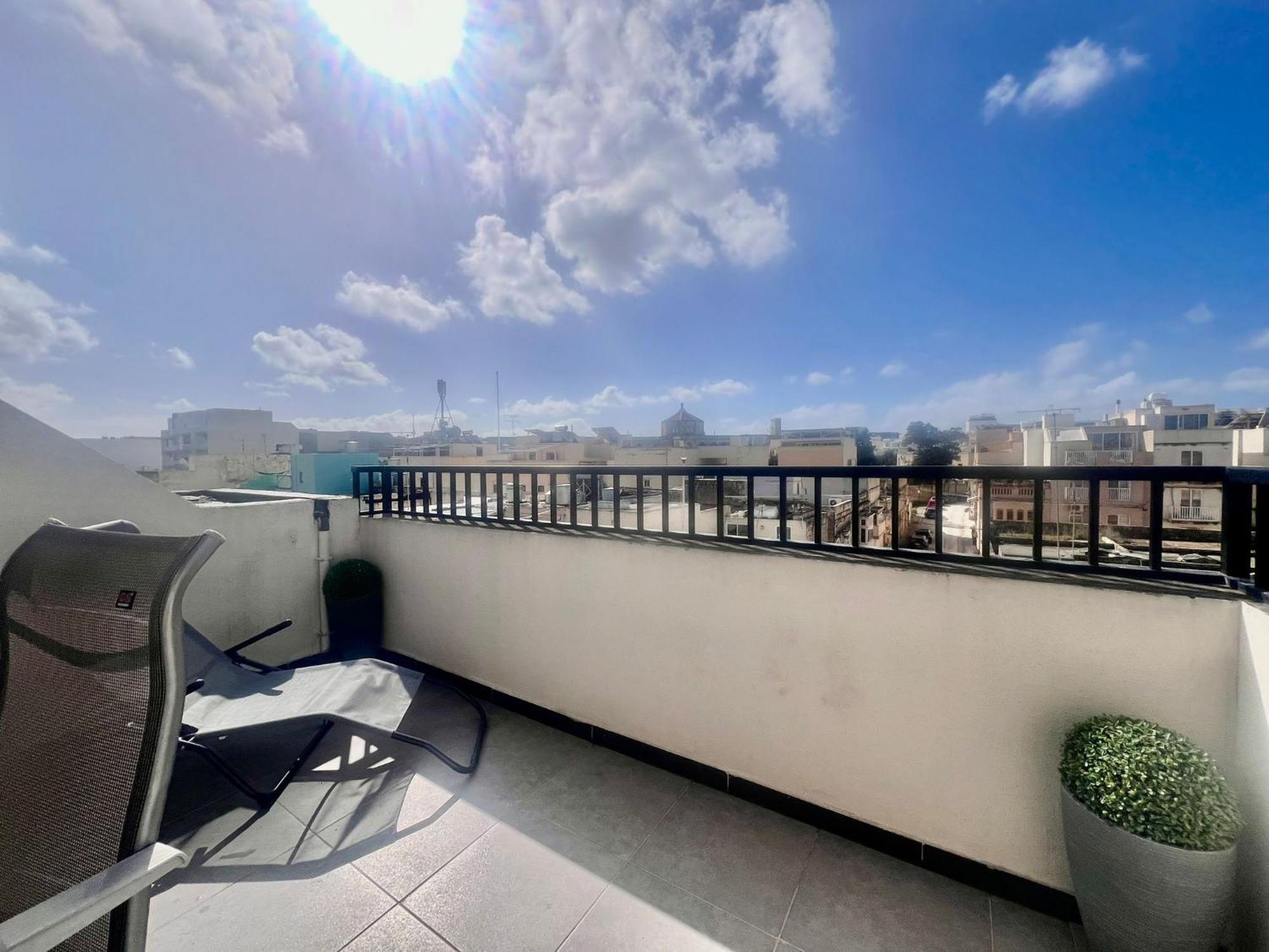 83/3-Lovely 1 Bedroom Penthouse Birkirkara Luaran gambar